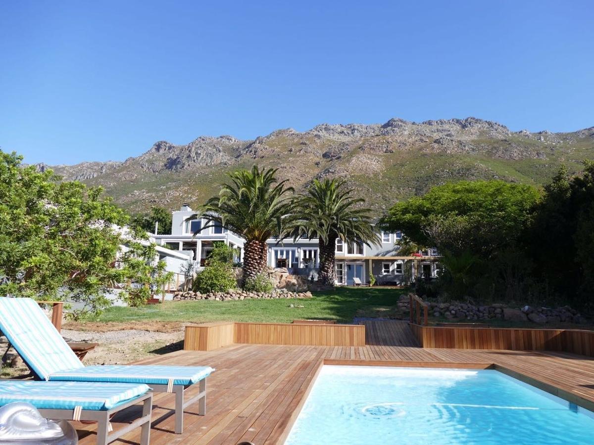Bloemenzee Boutique B&B Gordons Bay Exterior photo
