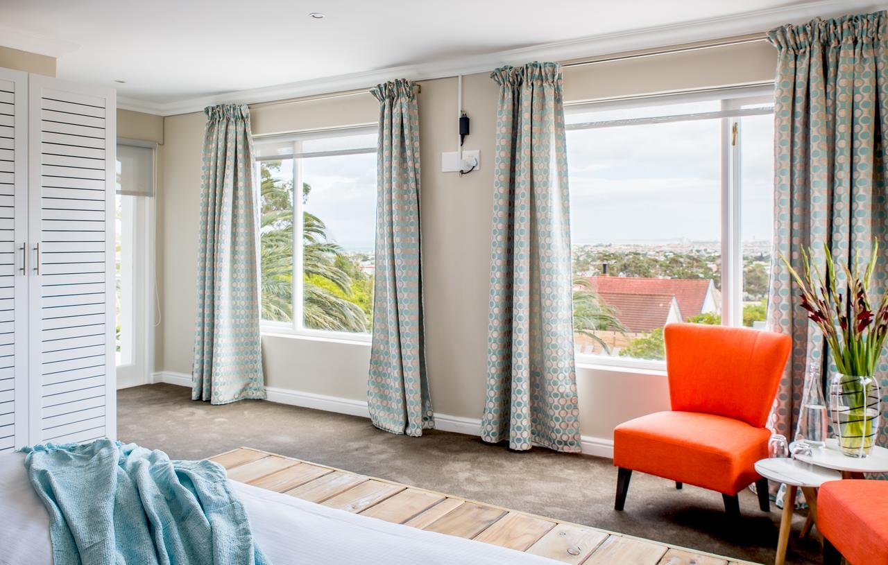 Bloemenzee Boutique B&B Gordons Bay Exterior photo