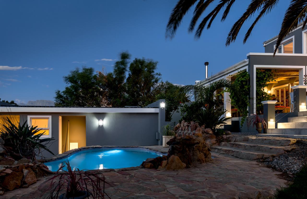 Bloemenzee Boutique B&B Gordons Bay Exterior photo
