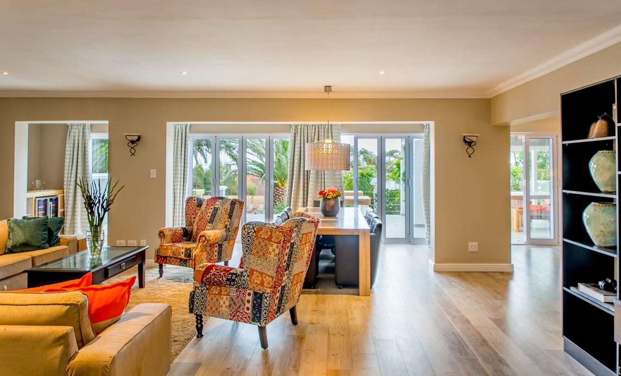 Bloemenzee Boutique B&B Gordons Bay Exterior photo